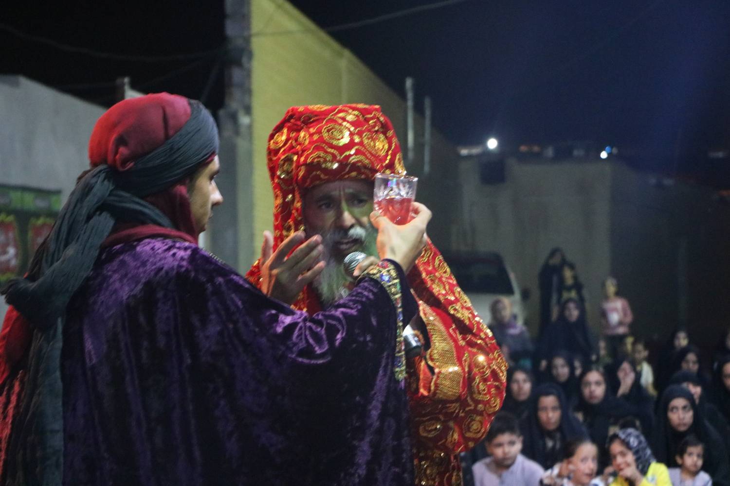 برگزاری مجلس تعزیه خانگی در کرمان برگزاری مجلس تعزیه خانگی در کرمان