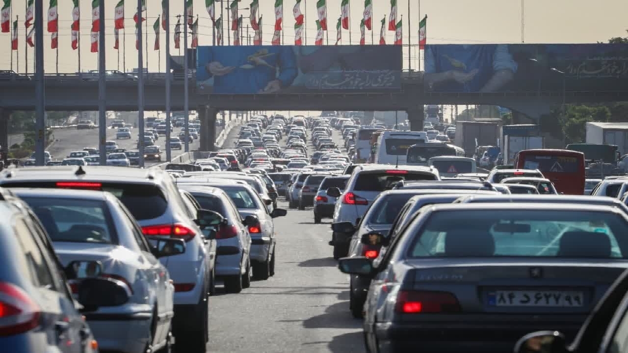 ازدحام زائران برای بازگشت از مشهد