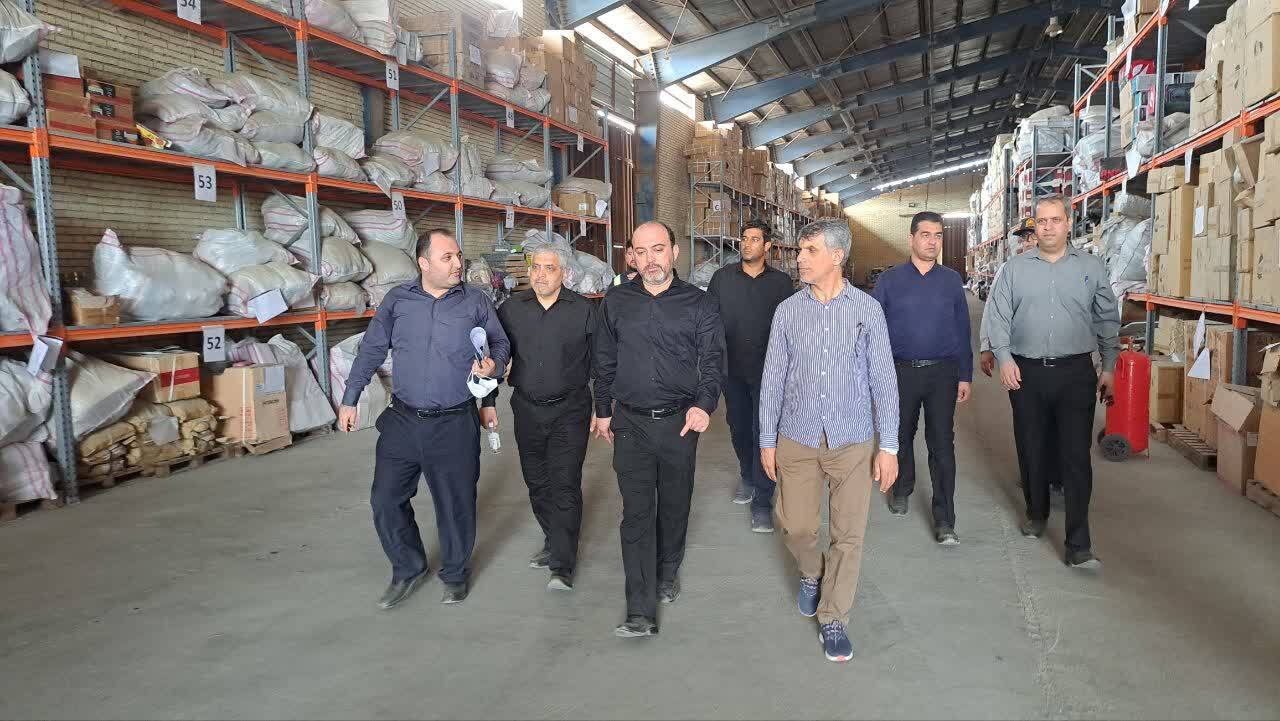 ۱۰ هزار کانتینر  کالای اساسی در بنادر هرمزگان در نوبت ترخیص است
