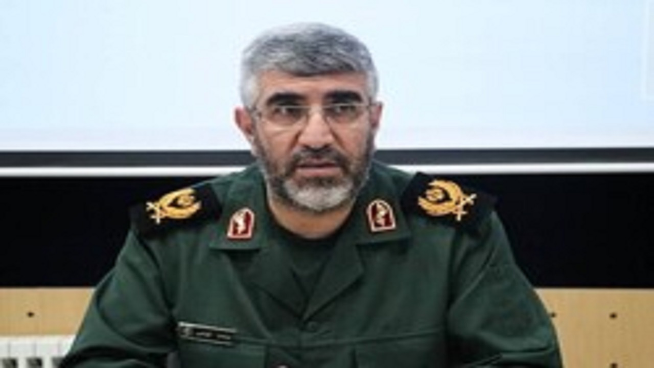 دشمن درصدد اختلاف‌افکنی بین اقوام است