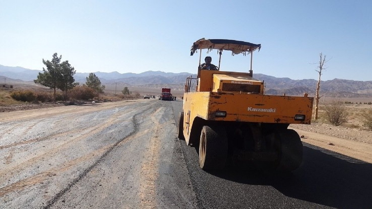 اصلاح مسیر روستای گردشگری احمدآباد زرند