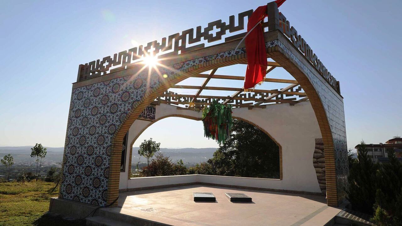 طرح تکمیل یادمان‌های شهدای گمنام سمنان در سفر رییس جمهور مصوب شود