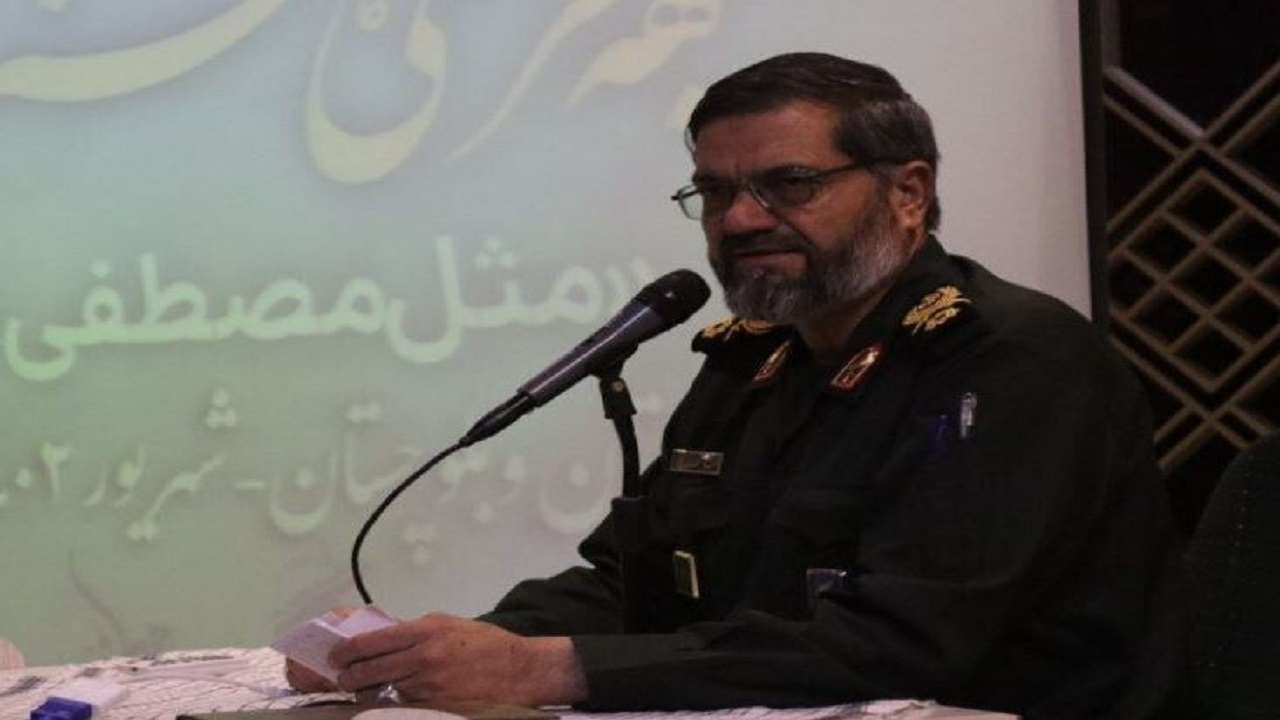 اعتقاد و ایمان رمز پیروزی در مقابله با دشمنان است