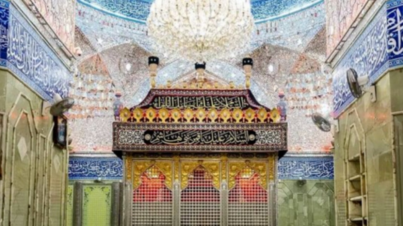 شست‌وشوی حرم مطهر قمر بنی هاشم(ع) + فیلم