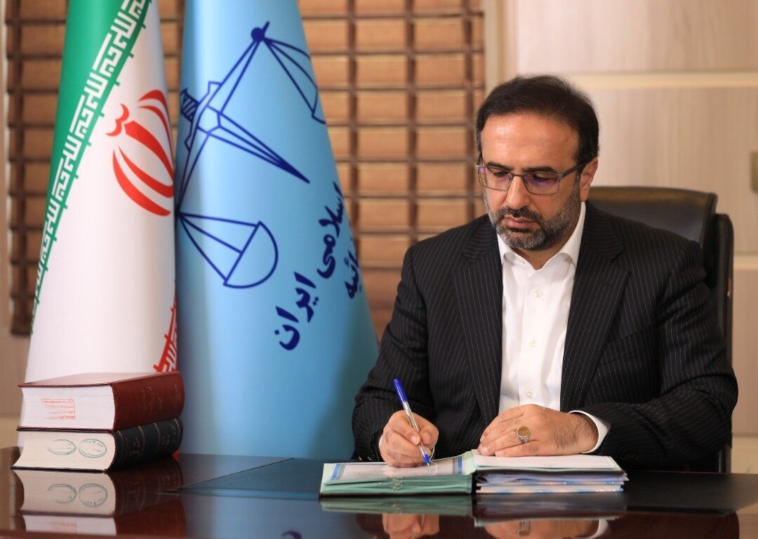 رسیدگی به ۳۲ درخواست در دیدار مردمی رئیس کل دادگستری استان البرز
