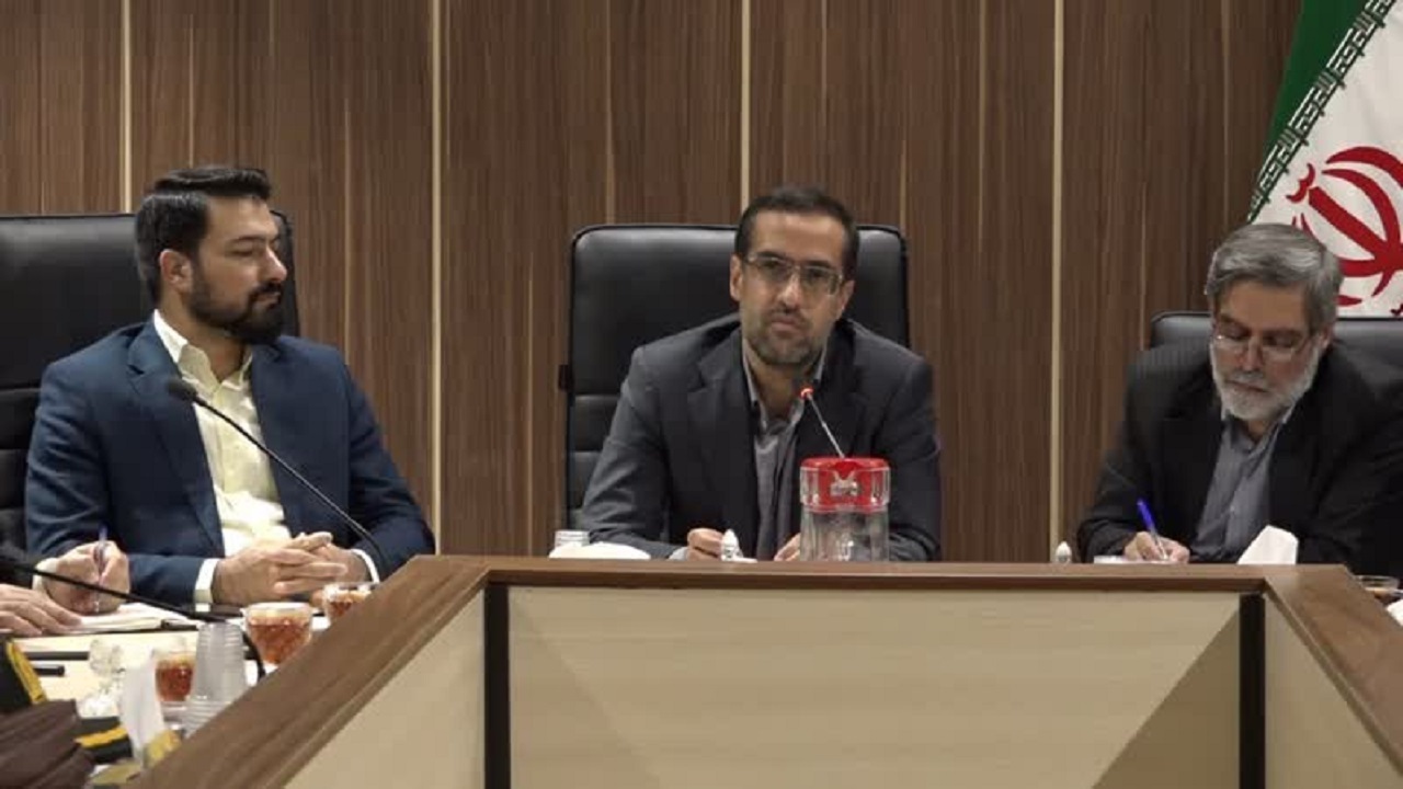 رسانه‌ها بازیچه سیاه‌نمایی‌ها نشوند
