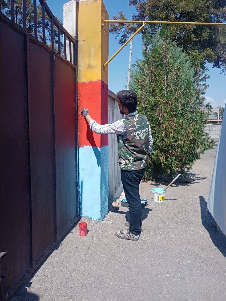 رنگ آمیزی دیوار