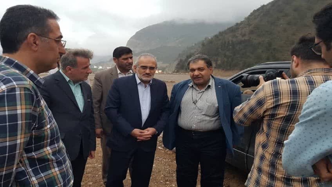 بازدید معاون پارلمانی رئیس‌جمهور از پروژه سد هراز