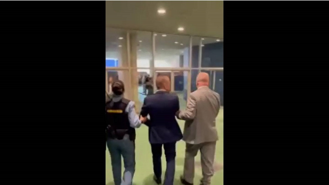 نماینده اسرائیل از صحن سازمان ملل اخراج شد! + فیلم
