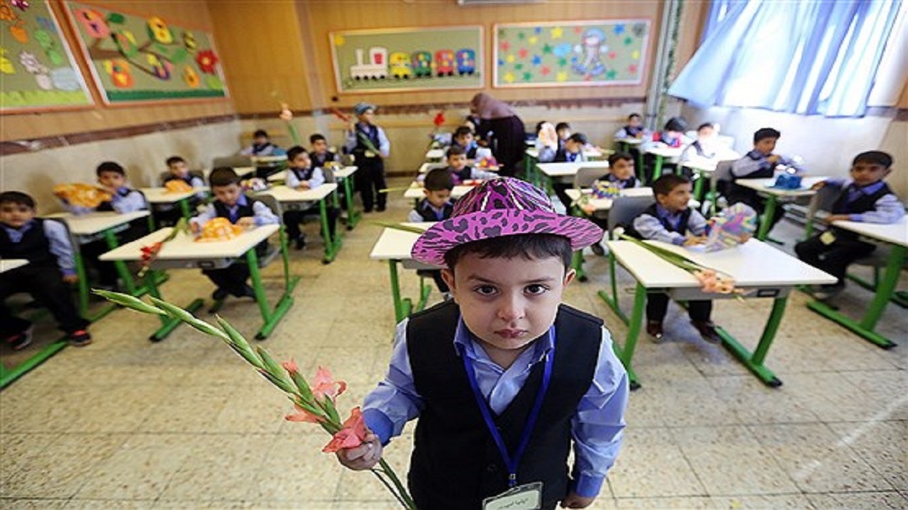 برگزاری جشن شکوفه‌ها با حضور ۳۶ هزار دانش‌آموز کلاس اولی گلستان