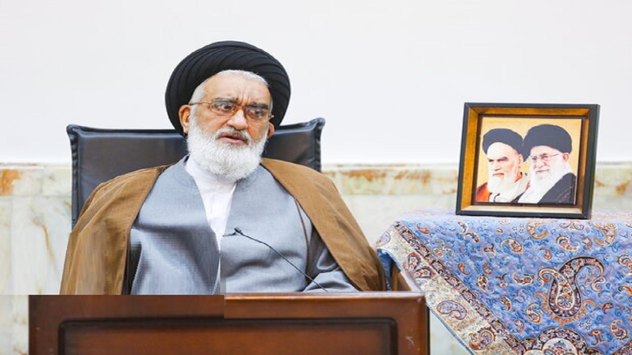 روحیه کار جهادی مسئولان تقویت شود