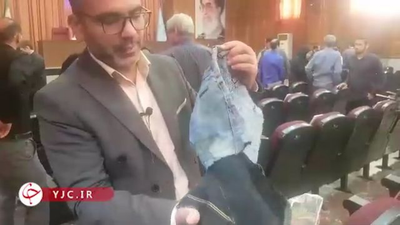لباس خونی شهید ۴ساله عملیات تروریستی اهواز سند جنایت حامیان تروریست‌ها