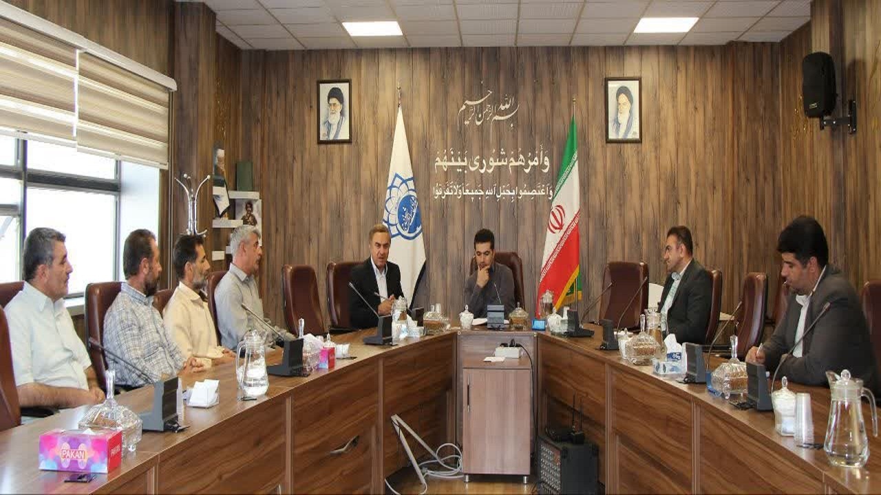 حمایت از تاکسی داران احترام به حقوق شهروندی است