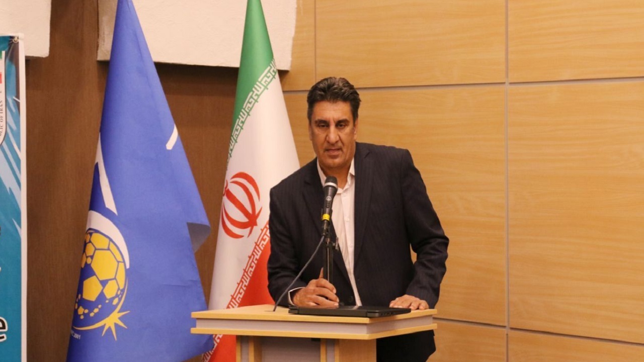 افشاریان: رایزنی می‌کنیم تا تجهیزات VAR در ایران بماند