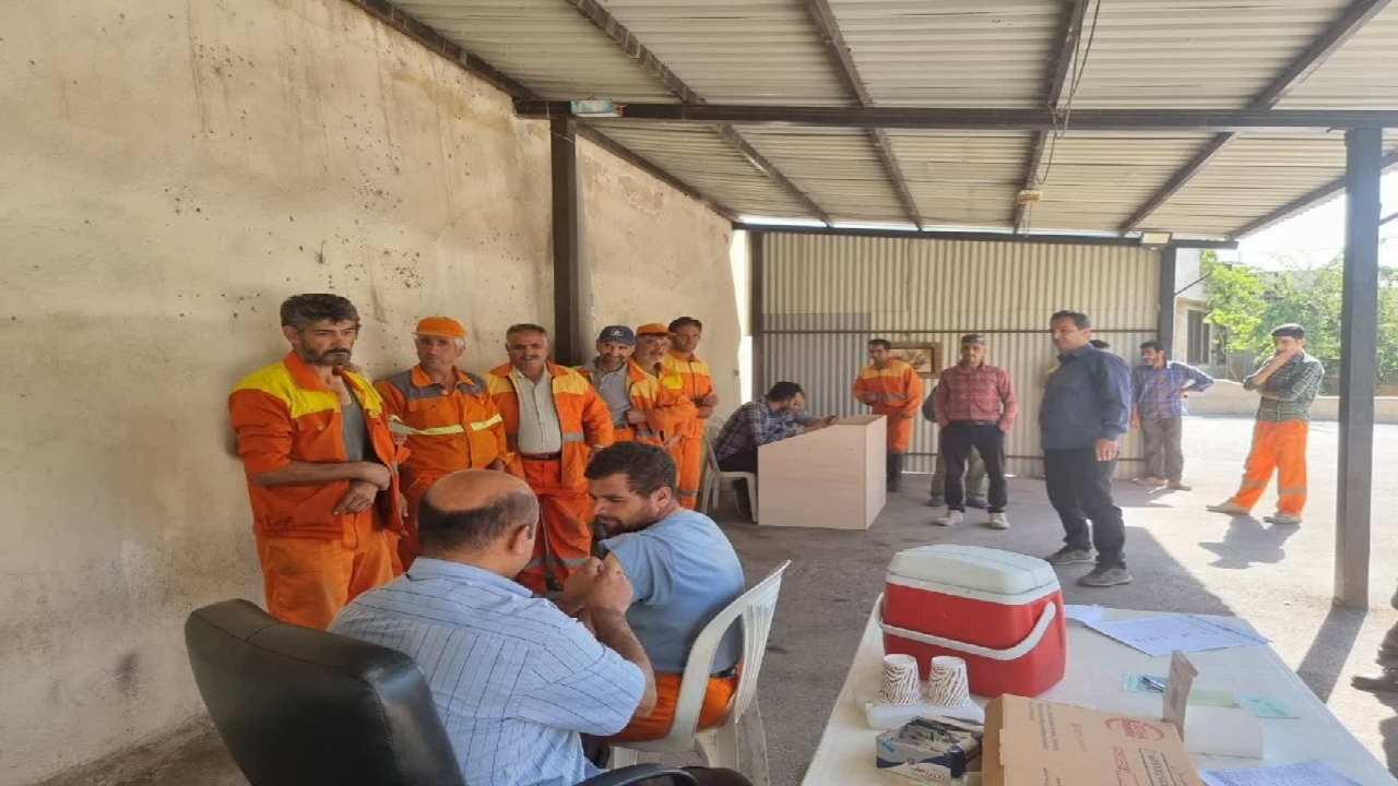 ادامه طرح واکسیناسیون کزاز پاکبانان سازمان مدیریت پسماند