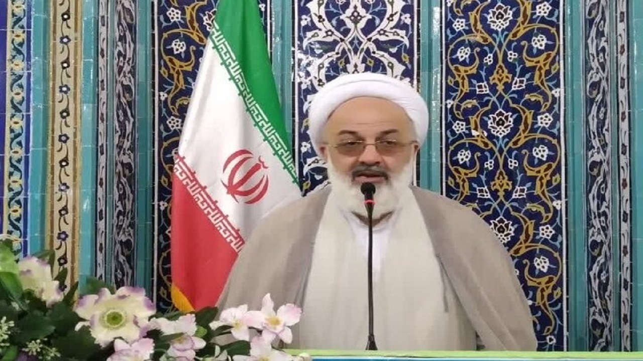 انقلاب اسلامی به قله پیروزی نزدیک است/ ضرورت قدردانی از مسئولان