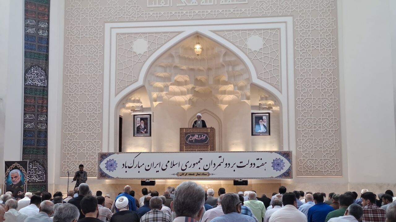 مسئولان رفتار و منش شهیدان رجایی و باهنر را سرلوحه کار خود قرار دهند