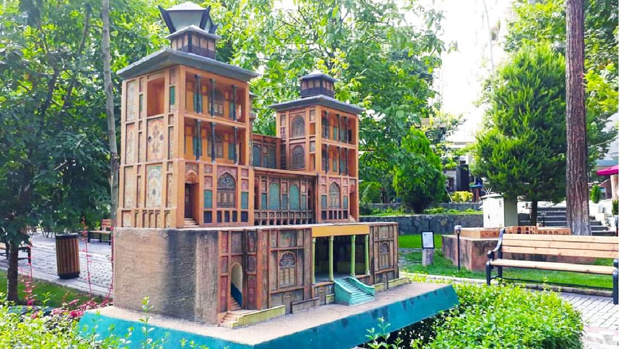 زیبایی‌های باغ موزه هنر ایرانی در تهران + فیلم