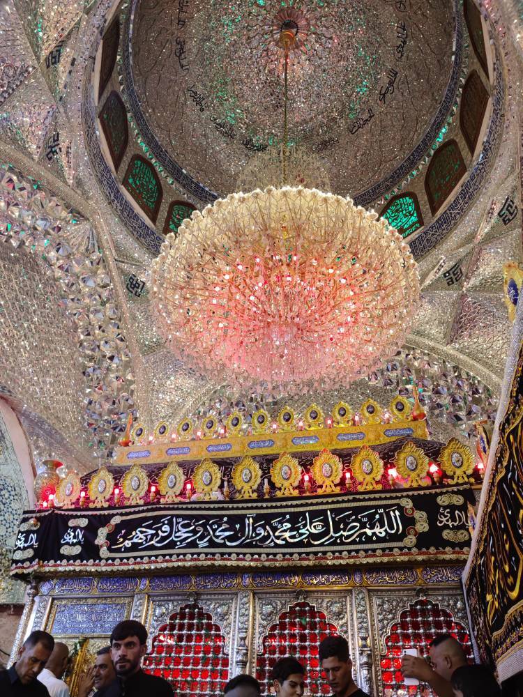 امامزاده سید محمد (ع) در آستانه شهادت امام حسن عسکری (ع)