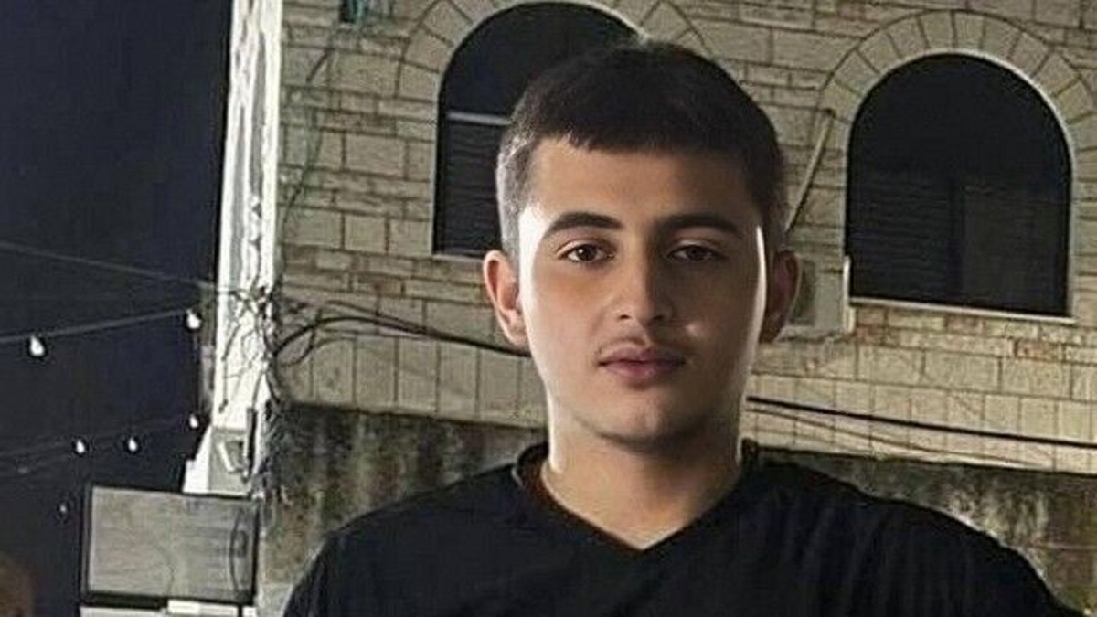 زخمی‌شدن یک صهیونیست در عملیات زیرگرفتن با خودرو + فیلم