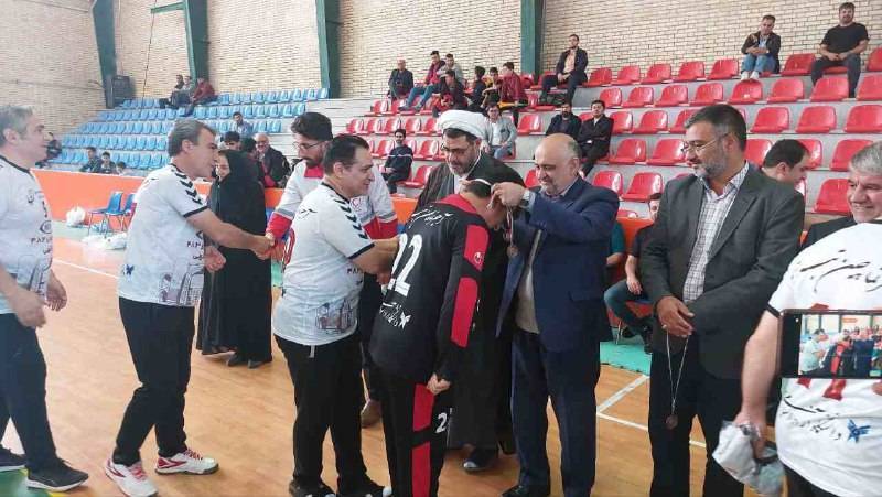اهدای مدال