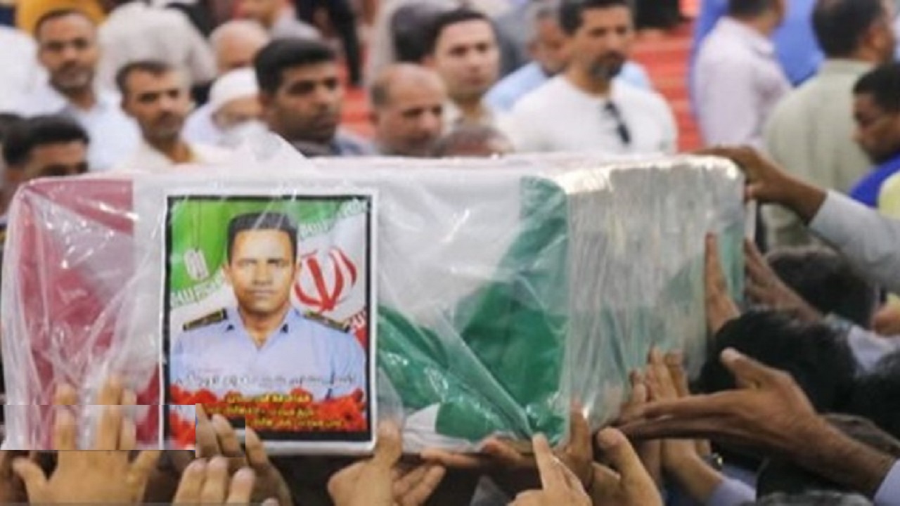 پیکر آتش‌نشان شهید در بندرعباس تشییع شد