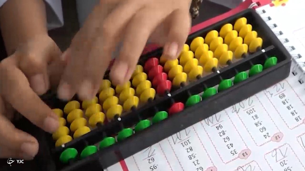 درخشش جهانی کودک ۸ ساله قمی در مسابقات محاسبه ذهنی +فیلم