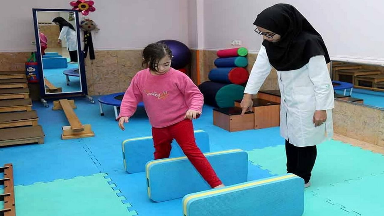 خدمات توانبخشی و مراکز مشاوره بهزیستی ایلام در هفته دولت رایگان است