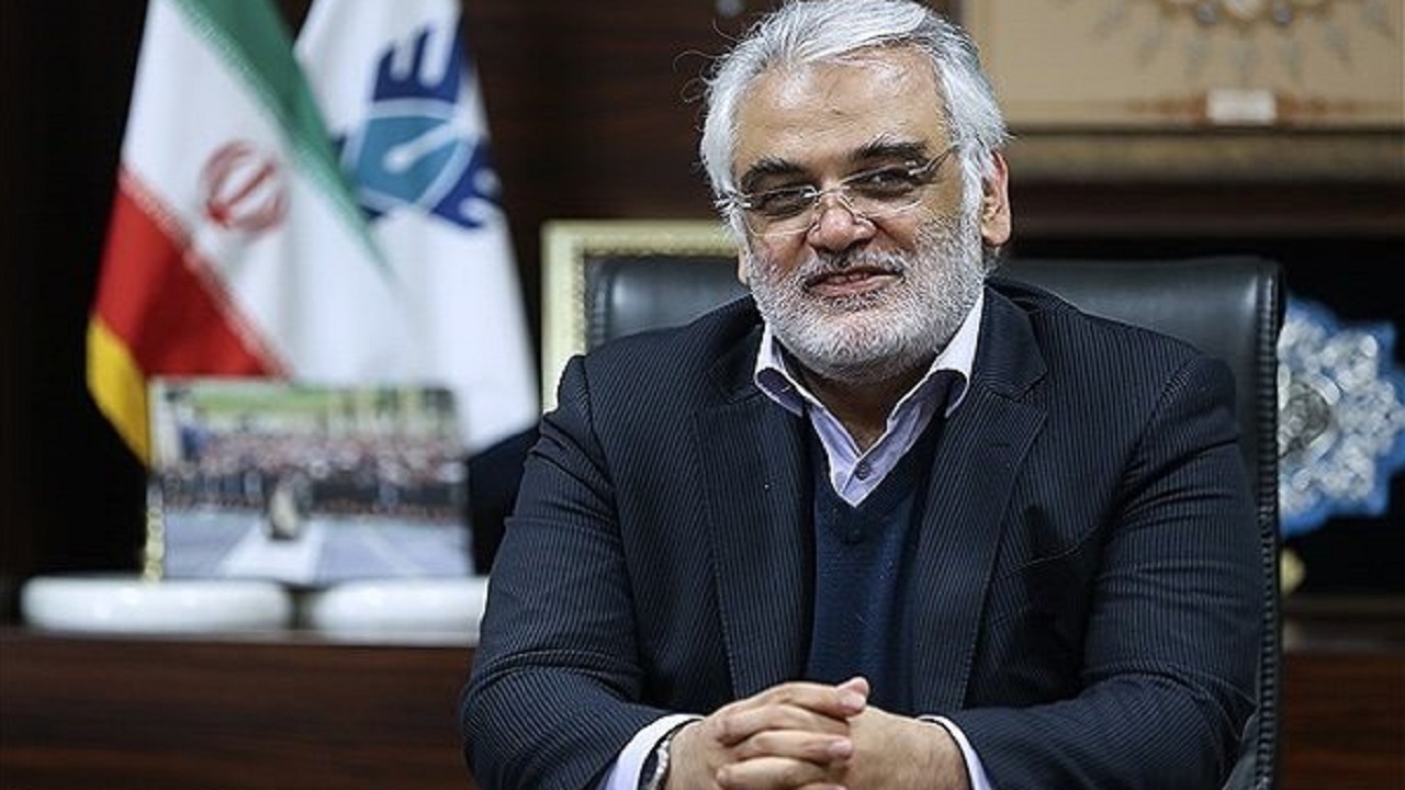 شهریه سال پیش‌روی دانشگاه آزاد ثابت می‌ماند/ سامانه ایران تحصیلات جعلی است 