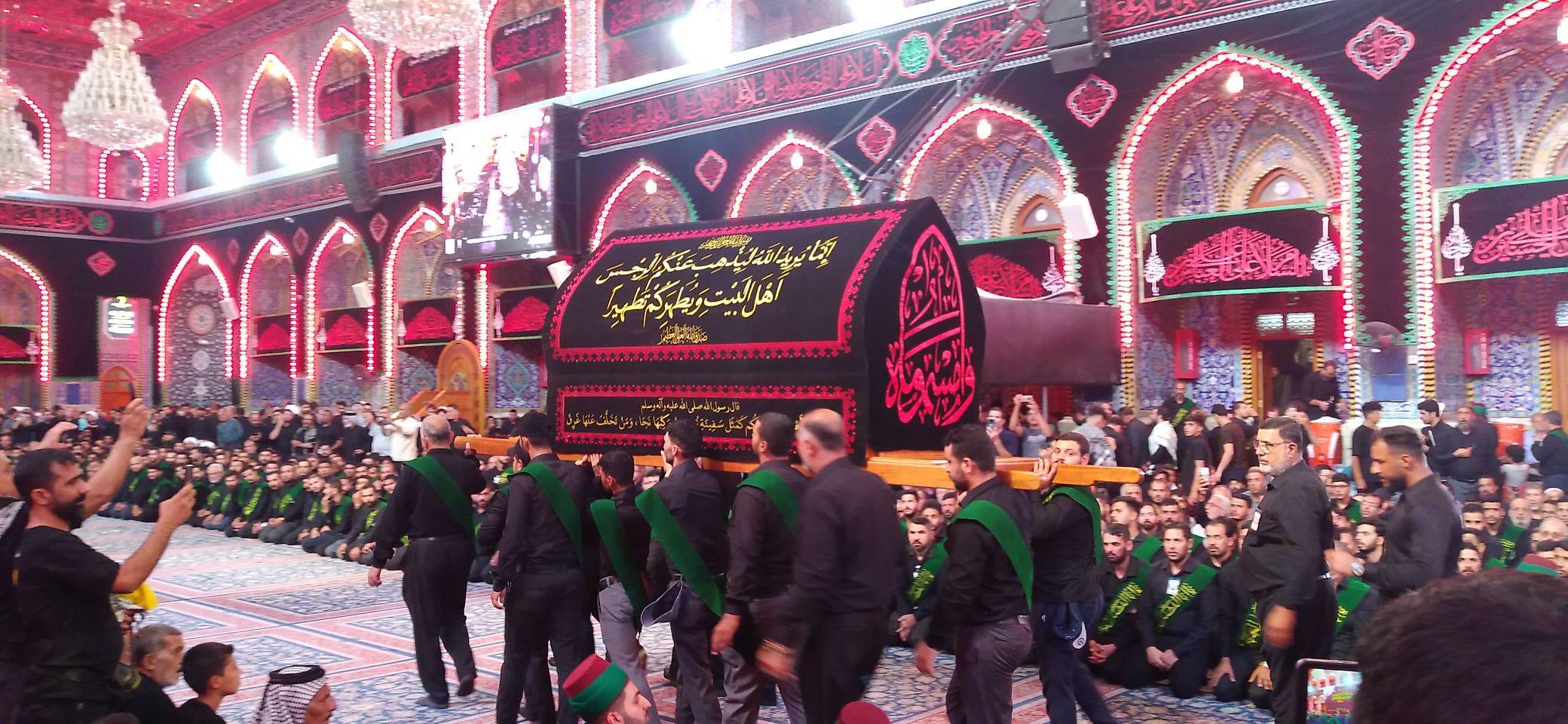 حرم امام حسین(ع) در آستانه اربعین
