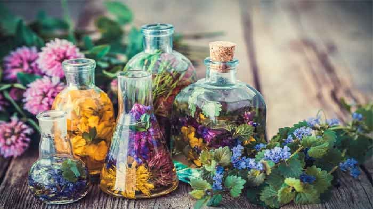 سالم‌ترین روش عرق‌گیری گیاهان معطر + فیلم