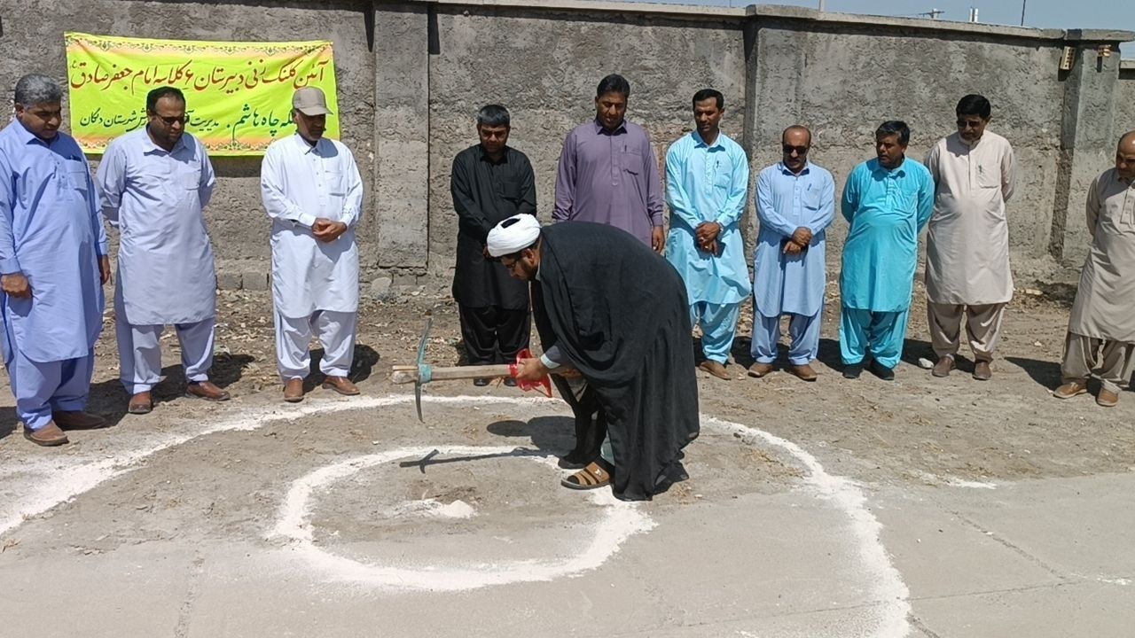 کلنگ ساخت مدرسه ۶ کلاسه در بخش جلگه چاه هاشم بر زمین زده شد