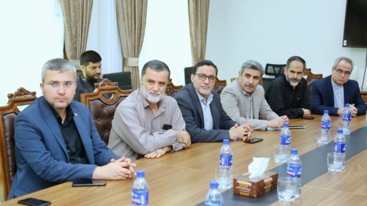 دیدار هیأتی از اعضای مجلس نمایندگان ایران با امیرخان متقی