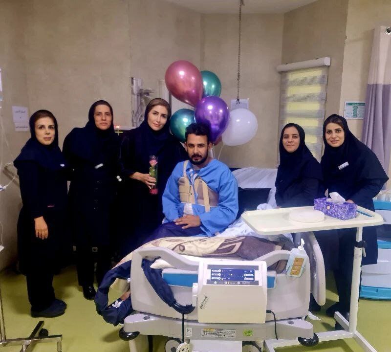 تصویری از بیمارعمل موفق پیوند سر در ایران