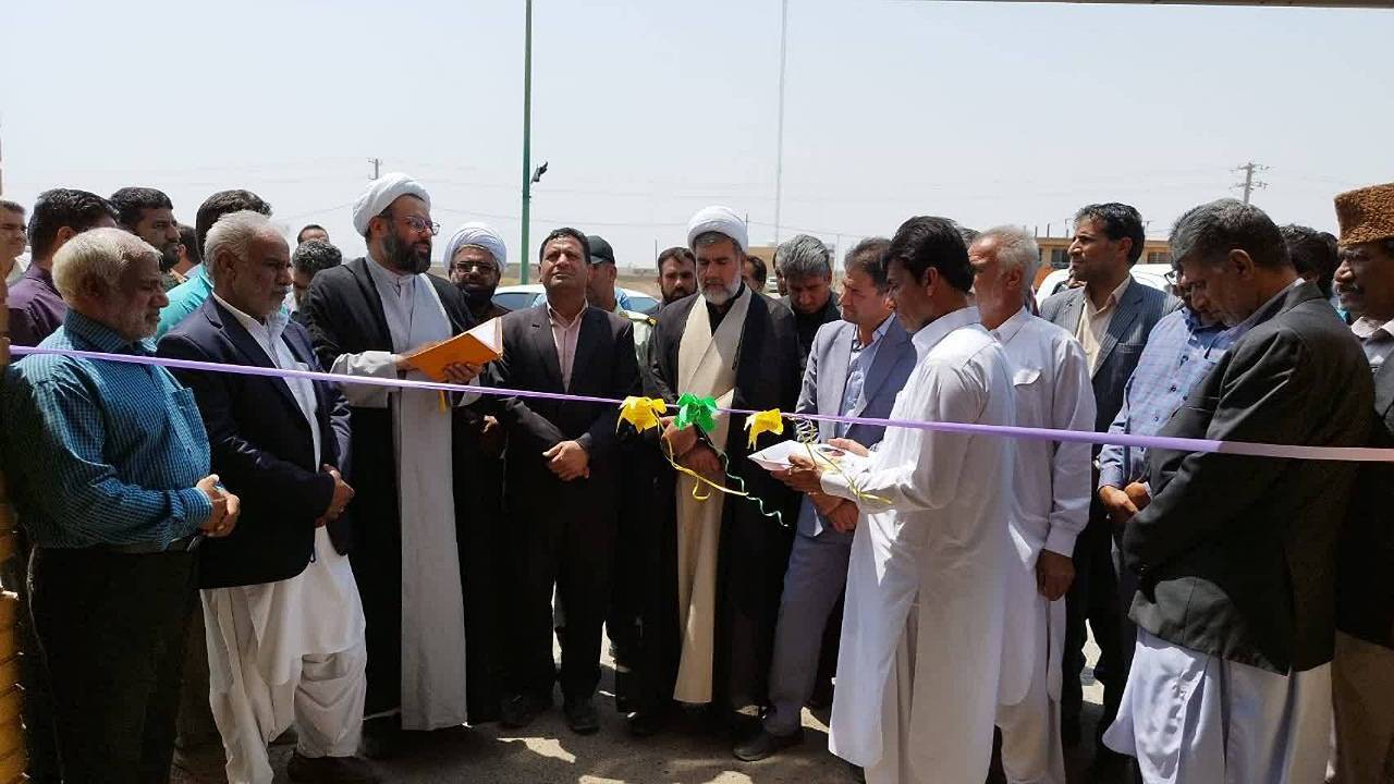 افتتاح و کلنگ زنی چندین طرح در ریگان