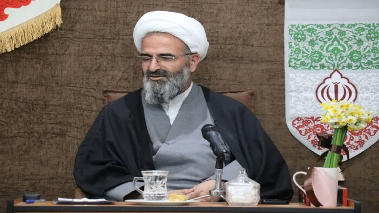 فدراسیون به فوتبال ساحلی در سمنان کمک کند