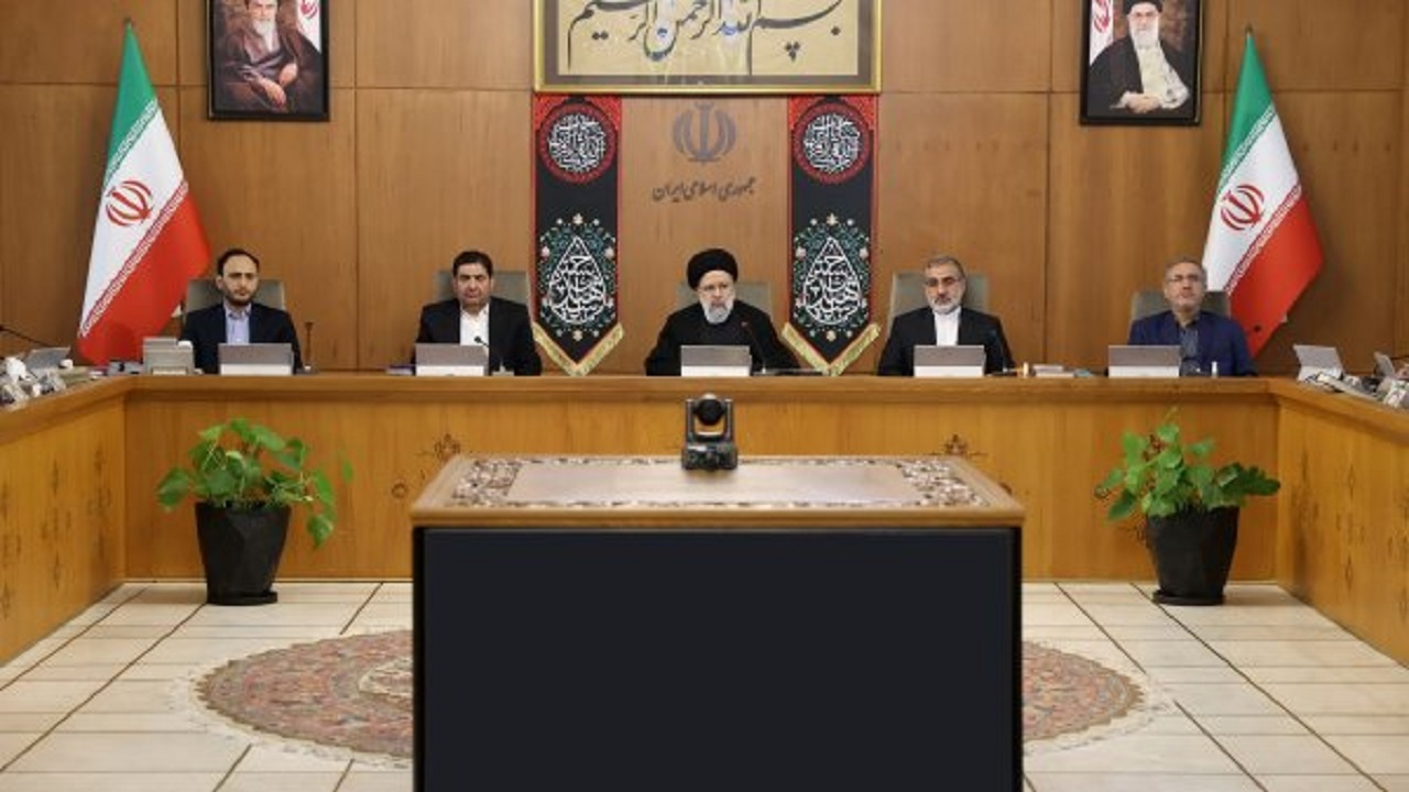 ۲ ماموریت مهم رئیسی به فرزین درباره تخلف تسهیلاتی و ناترازی بانک‌ها