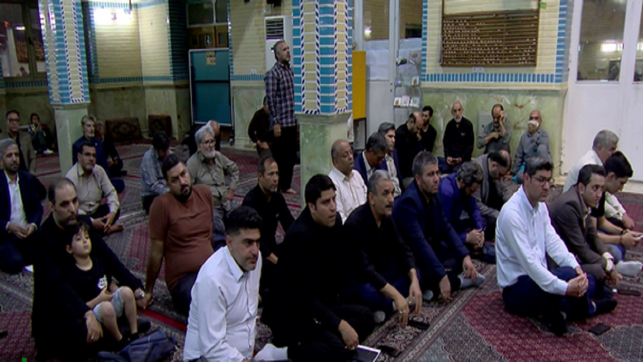 دیدار چهره به چهره مسئولان با شهروندان قمی این بار در بلوار محمد امین