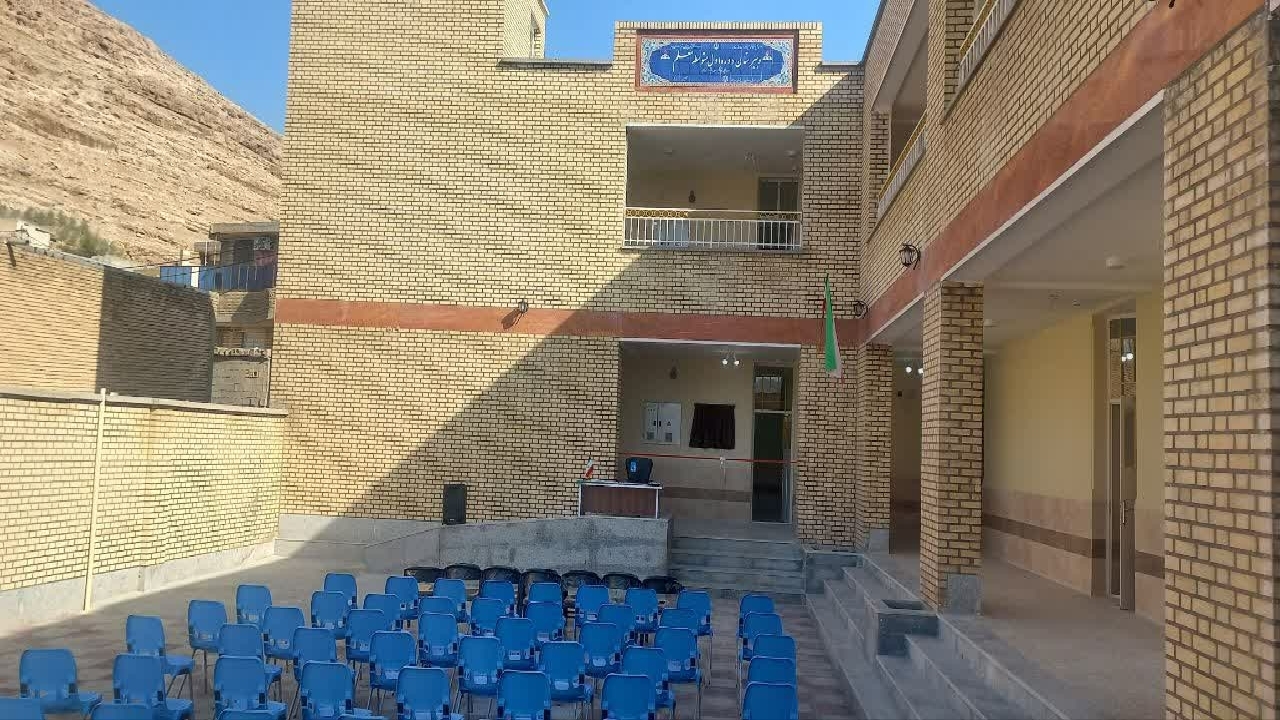 بهره برداری از ۱۴ کلاس درس جدید در شهرستان ایذه

 