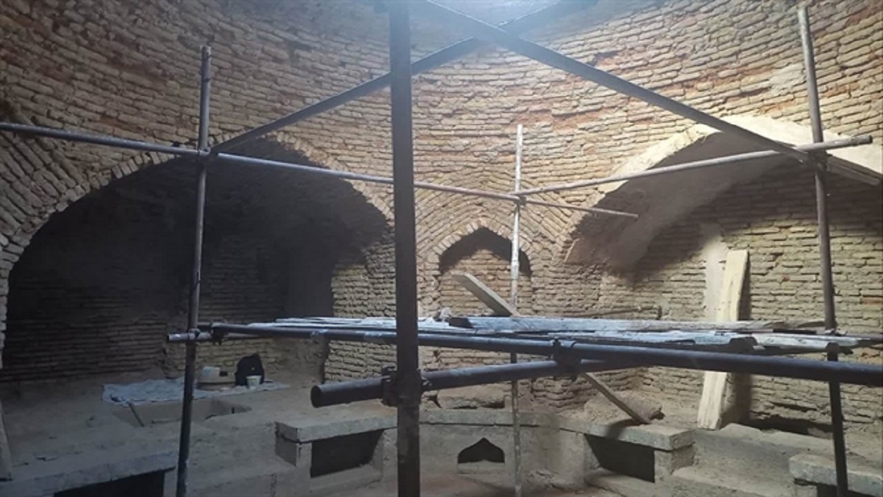عملیات اجرایی مرمت حمام تاریخی سفیددشت آغاز شد