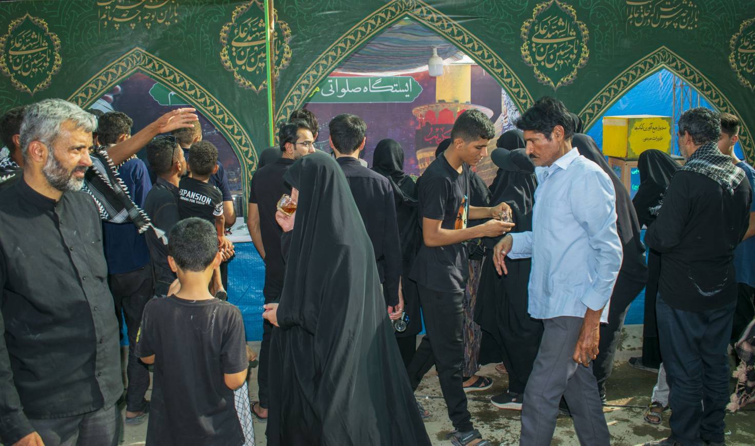 موکب داران در کربلای معلی
