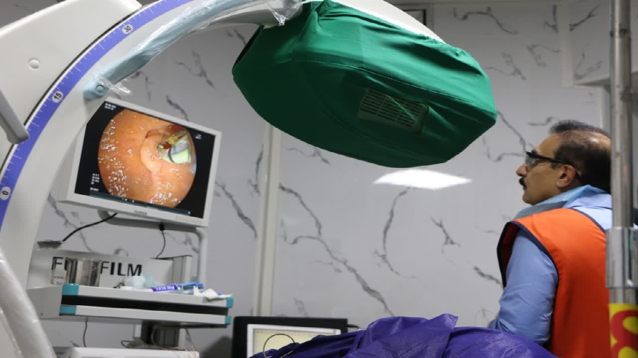 اولین ERCP در بیمارستان بزرگ دزفول انجام شد

 