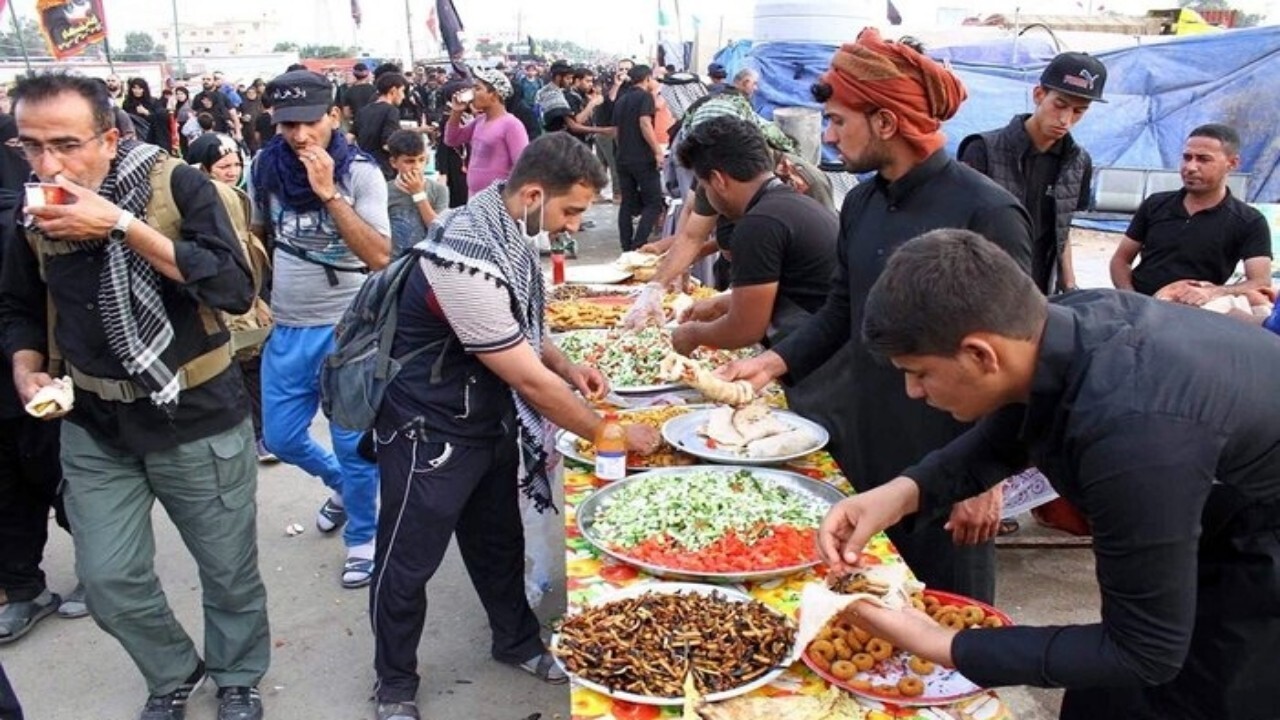 اسکان و پذیرایی ۳۷۰۰ زائر در حسینیه مرزی شهید سلیمانی
