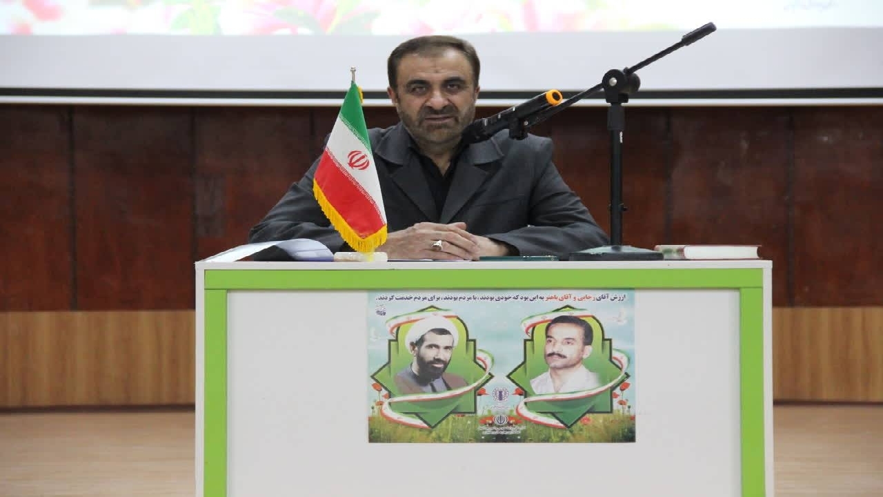 تقویت روحیه جهادی در بین کارکنان دولت باید به عنوان یک اصل مهم شناخته شود