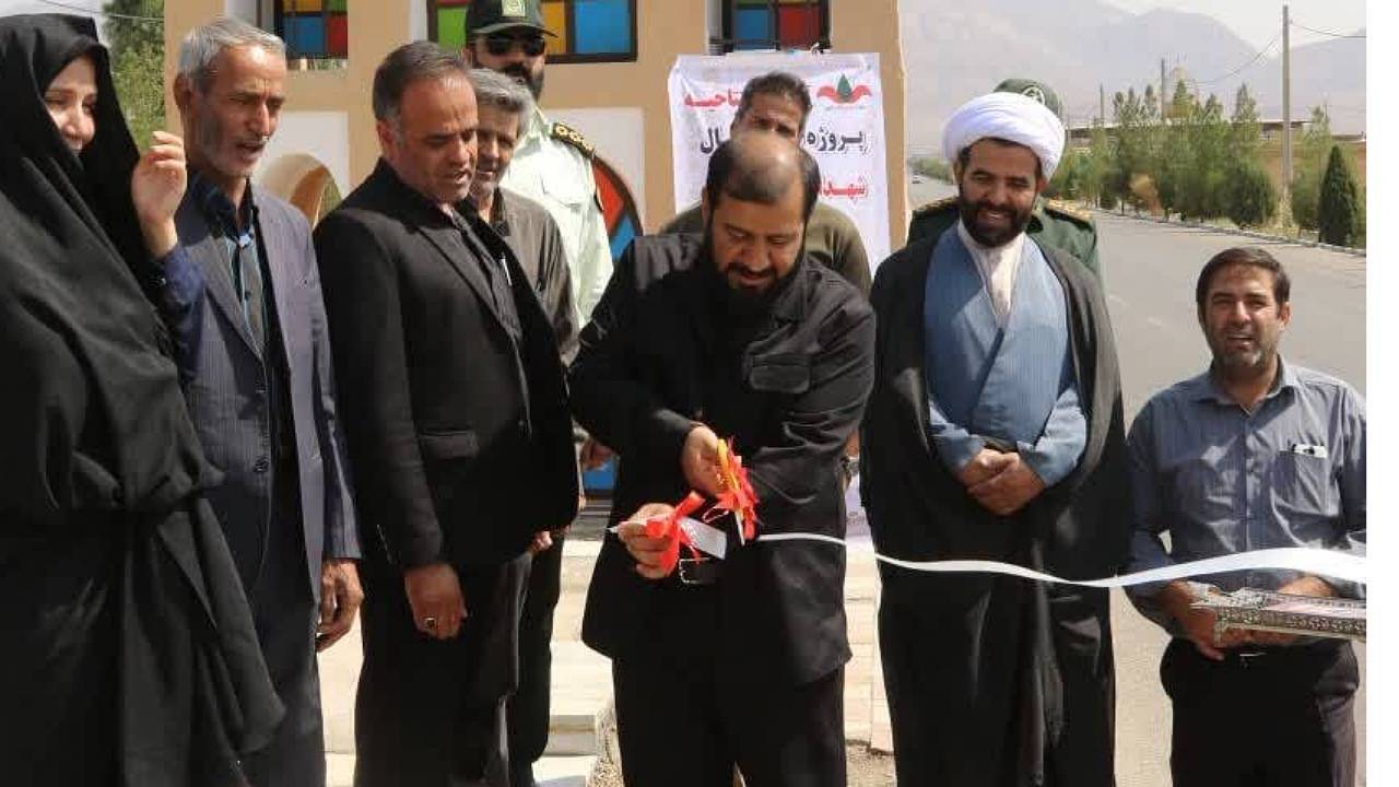 افتتاح و کلنگ زنی ۶ طرح عمرانی و پایش تصویری در ریحانشهرِ زرند