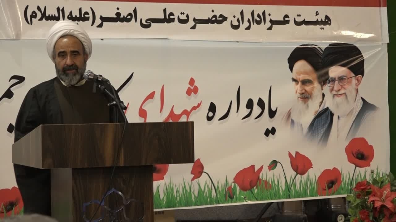 تأسی از جریان عاشورا در دفاع مقدس، رمز موفقیت رزمندگان اسلام بود