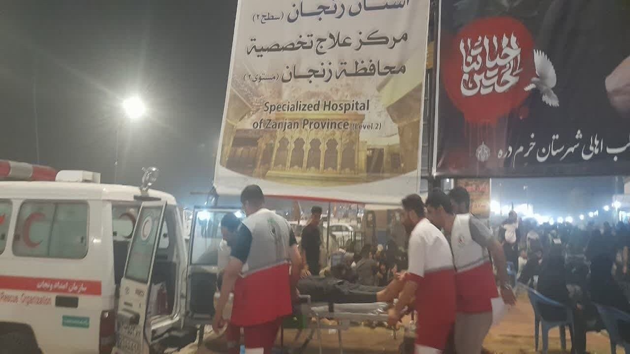 بیش از ۳۸۰۰  زائر حسینی از خدمات درمانی هلال احمر زنجان استفاده کردند