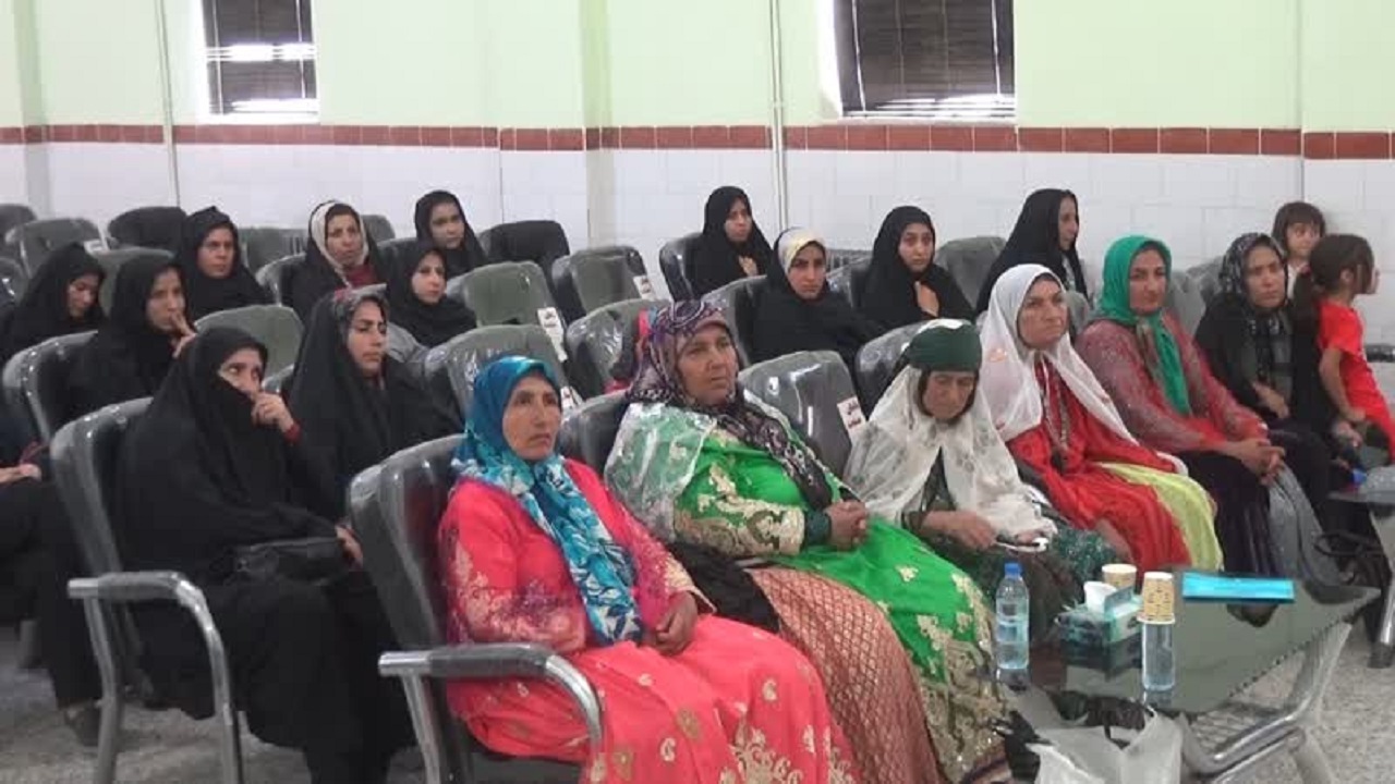 برگزاری دوره آموزشی صنایع دستی عشایر در خاتم