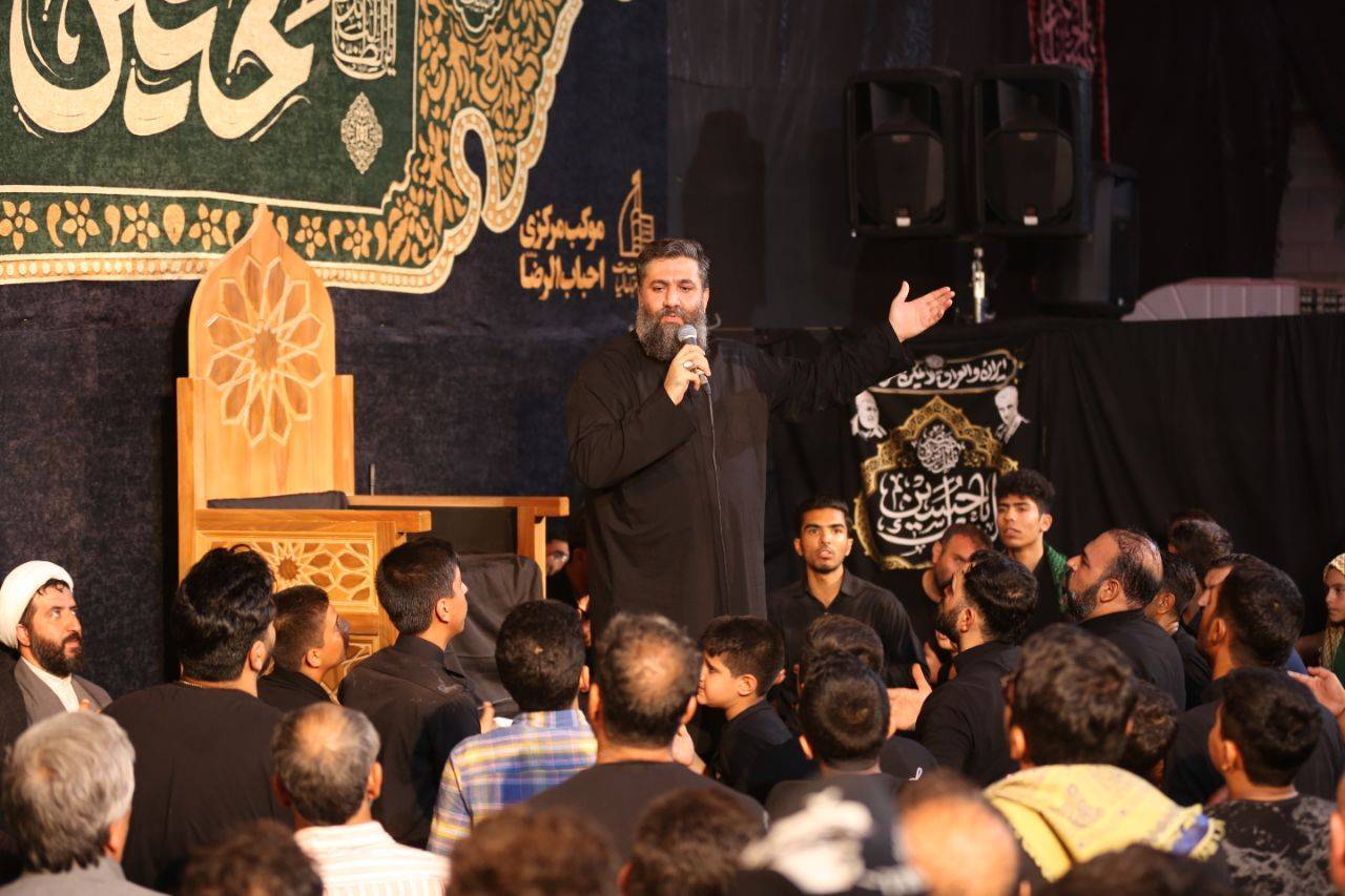 مداح اهل بیت