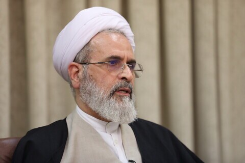 حضور آیت الله اعرافی در منزل مرحوم آیت الله صلواتی